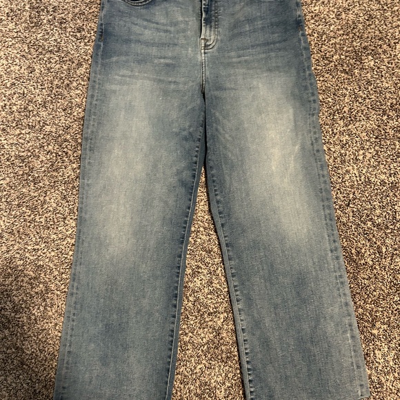 Classic Blue Women's Jeans - Picture 5 of 7